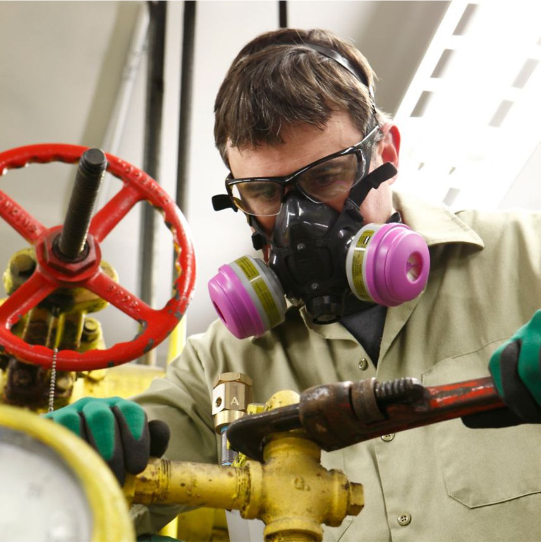 Respirador Reutilizable de media Cara North Serie 7700