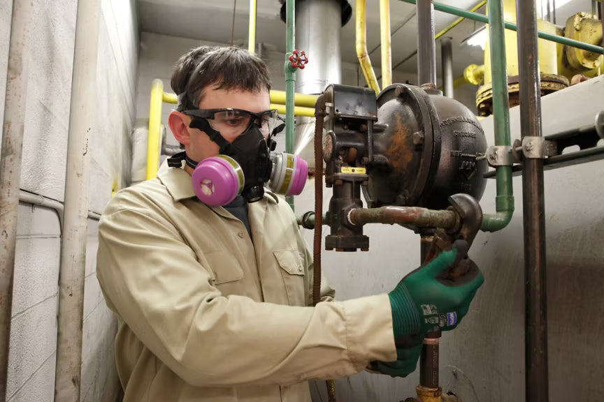 Respirador Reutilizable de media Cara North Serie 7700